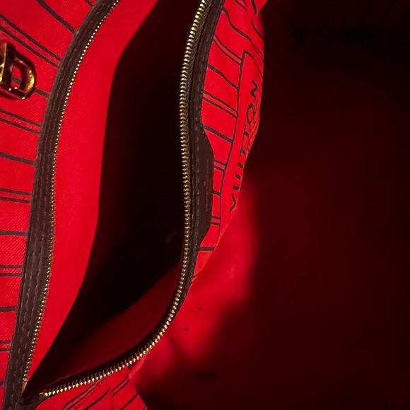 Neverfull MM Tote - Picture 13 of 14